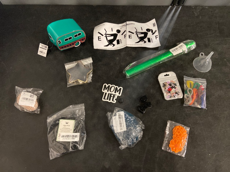 Photo 1 of 13 mixed arts and crafts items