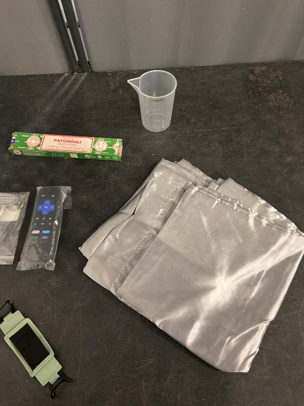 Photo 1 of 12 mixed aquarium and houseware items