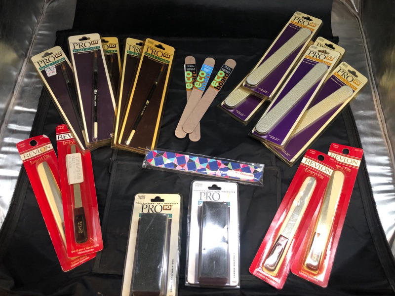Photo 1 of 19 Mixed Nail Bundle's - Files, Buffers, & Brushes