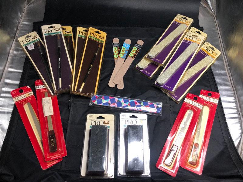 Photo 1 of 19 Mixed Nail Bundle's - Files, Buffers, & Brushes