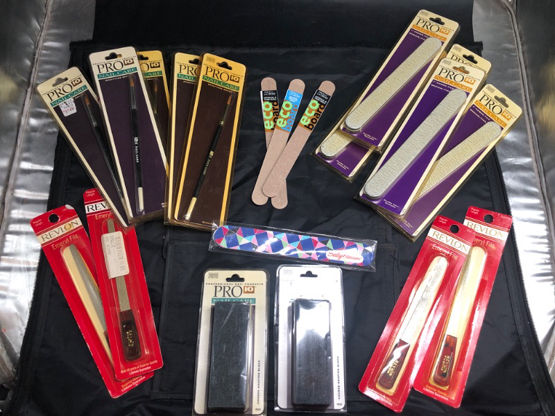 Photo 1 of 19 Mixed Nail Bundle's - Files, Buffers, & Brushes