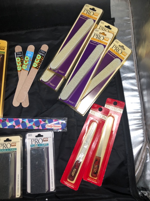 Photo 1 of 19 Mixed Nail Bundle's - Files, Buffers, & Brushes