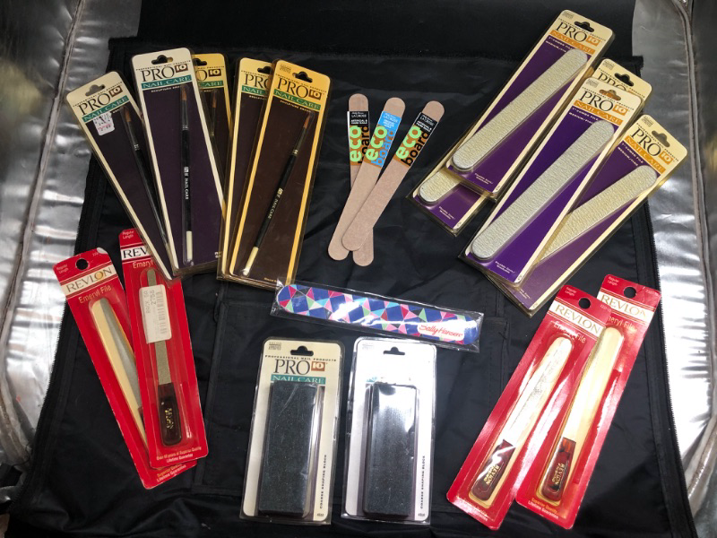 Photo 1 of 19 Mixed Nail Bundle's - Files, Buffers, & Brushes