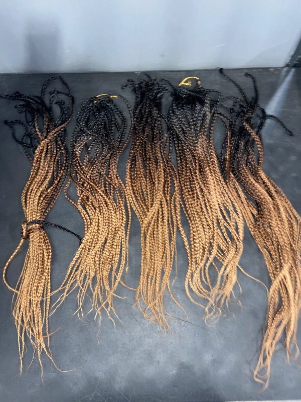Photo 1 of Box Braid Crochet Hair 1B/30/27 Ombre Blonde Crochet Braids 110 Strands Knotless Crochet Box Braids Pre-looped Crochet Hair for Black Women Chicmoi (T1B/30/27, 24 inch box braids 5 packs)
