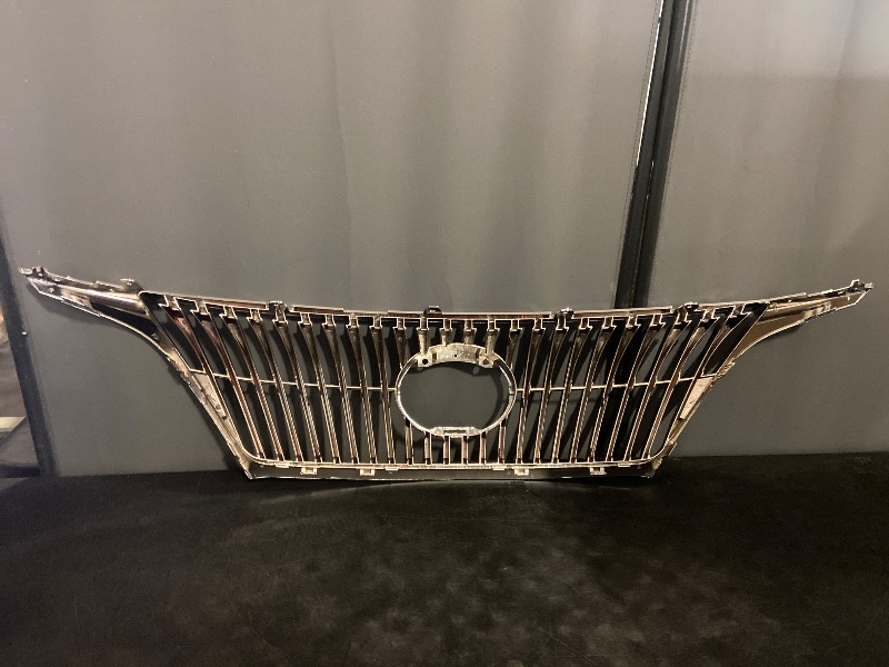 Photo 1 of Chrome Front Grille Compatible with 2010-2012 LEXUS RX350, ABS Replacement Bumper Grill for LX1200131 53101-0E041
