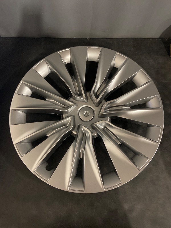 Photo 1 of Fits Tesla Model Y 19-Inch Wheel Hub Cover Wheel Covers, 4 Covers Per Pack, Silver, Made of Sturdy PC ABS Material for 2020-2024 Model Y Gemini Wheel Cover Replacement (Silver)
