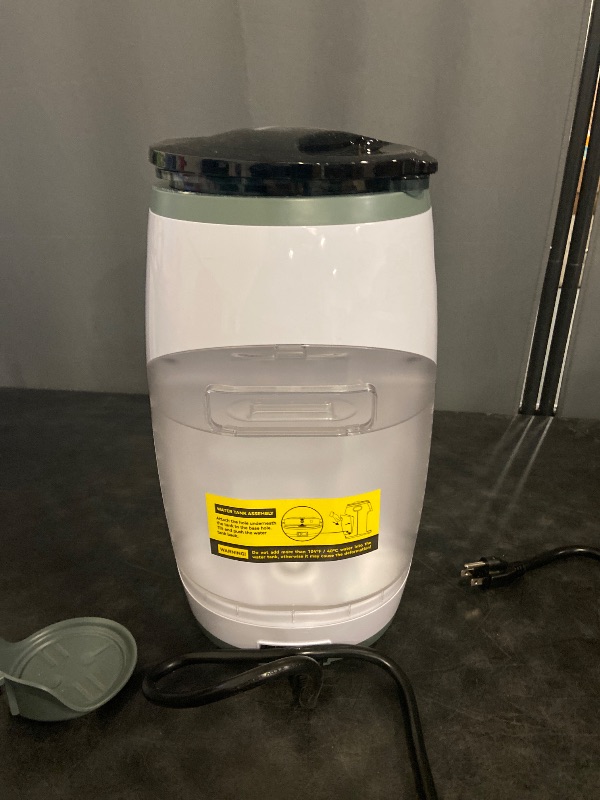 Photo 1 of Instant Formula Maker comfyer, Customizable and Automatic Formula Dispenser Machine with Accurate Temperature Control for Baby, Automatic Powder Blending for All Brands of Bottle and Formula
