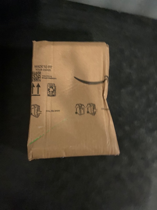 Photo 1 of Metallic Balloon Weights, Birthday Party Favors, Novelty and Gag Gifts, 5.5" Inches, 8-Pack (Gold)