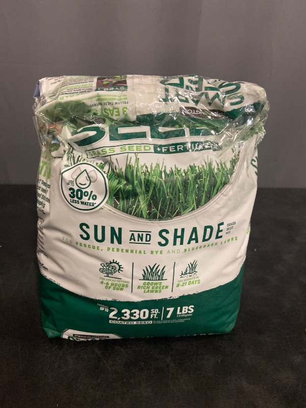 Photo 1 of Pennington Smart Seed Sun and Shade Grass Mix 7 lb