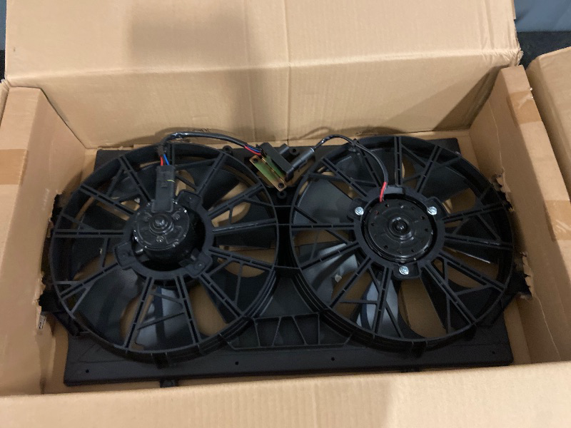 Photo 1 of BOXI 620-004 Dual Radiator A/C Condenser Cooling Fan Assembly for Chrysler Concorde 1993-97 / LHS 1994-97 / New Yorker 1994-96 / for Dodge Intrepid 1993-97 / for Eagle Vision 1993-97/4596212 620160