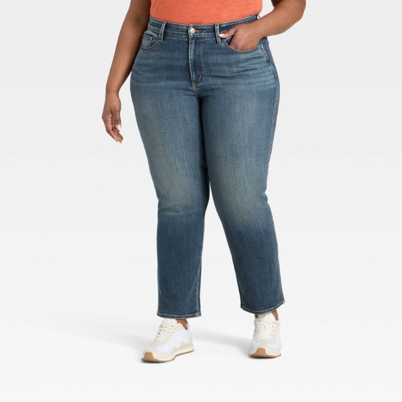 Photo 1 of Size 17 Women's High-Rise Straight Jeans - Universal Thread™ Dark Wash 17