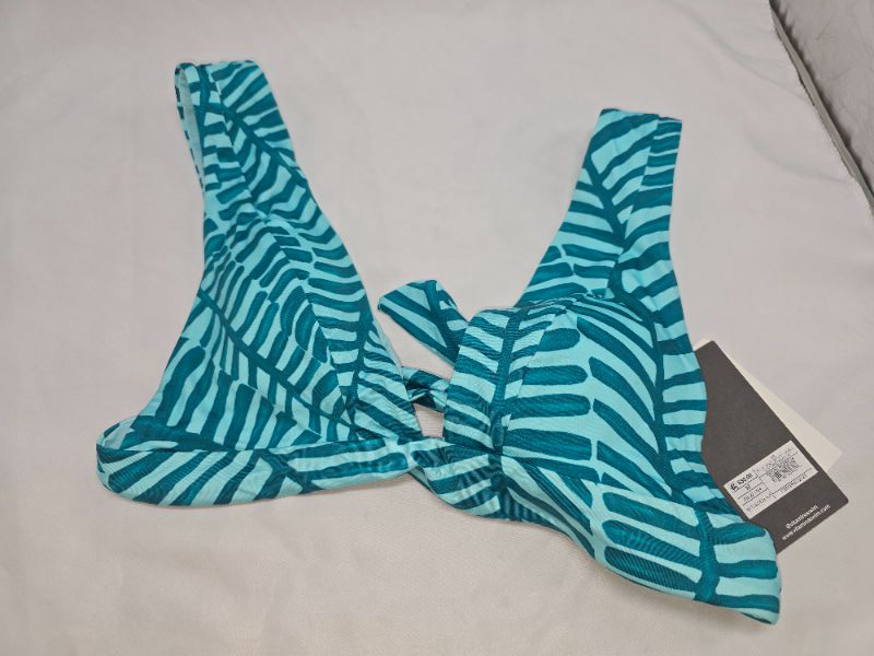 Photo 1 of M Vitamin a Women's Longline Bikini Top - Jade Print M: Botanical Leaf Pattern, Deep V Neck, Removable Padding