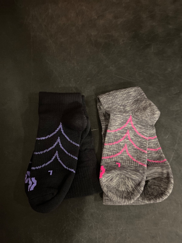 Photo 1 of 4-10 Women's Compression 2pk Knee High Socks - All in Motion™ Gray/Black 4-10: Moisture Wicking, Arch Support