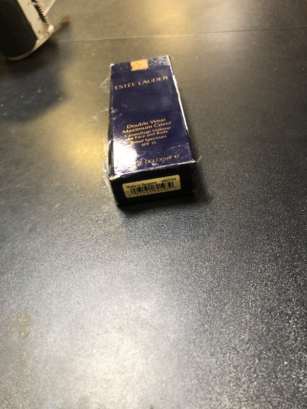 Photo 1 of Estée Lauder Double Wear 24-Hour Maximum Cover Camouflage Foundation for Face and Body SPF 15 | Full Coverage | Covers Scars & Tattoos, 1.0 Fl Oz, 1N3 Creamy Vanilla