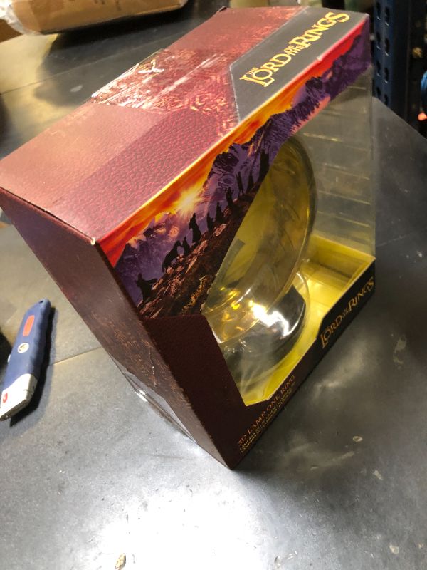 Photo 1 of Lamp Lord of The Rings Collector Edition - Hobbit Merchandise - LOTR Merchandise - Lord of The Rings Decoration - USB and Battery Powered Official Product
