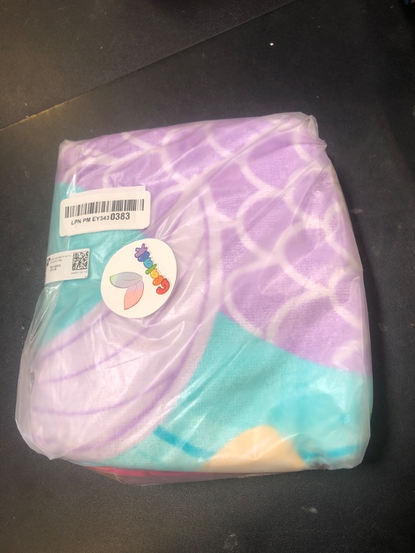 Photo 1 of 100% Cotton Hooded Towel for Toddlers 2-6 Years Boys Girls Kids Bath Pool Beach Towel Soft Absorbent Beach Poncho Little Mermaid
