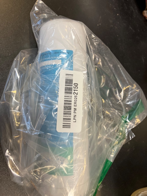 Photo 1 of WF3CB Replacement Water Filter, Compatible with Frigidaire WF3CB, Pure Source 3, 706465, 242069601, 242086201, 242017800, WF425, Height 9 inches, Pack of 1