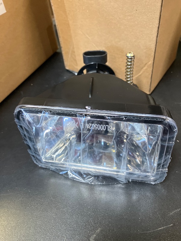 Photo 1 of LED Fog Light Compatible with Ford F150 F 150 2015-2018 Part Number: FL3Z15201B, FL3Z15201BCP, FL3Z15200A, FL3Z15200ACP, FO2592235, FO2593235
