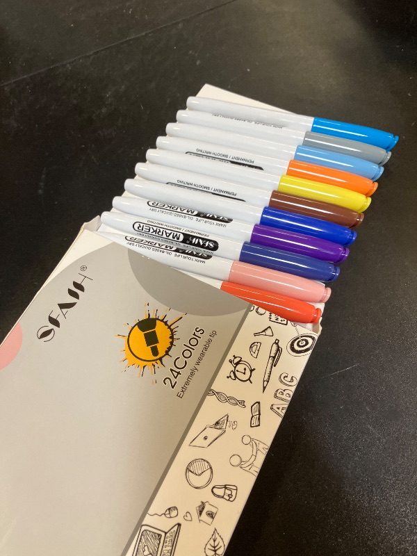 Photo 1 of PERMANENT MARKER  24PCS 