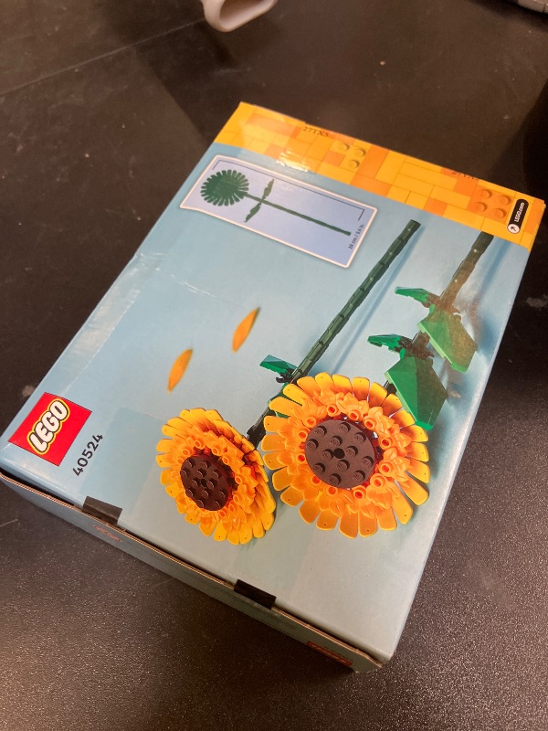 Photo 1 of LEGO Sunflowers Building Toy for Kids, Girls and Boys Ages 8+ - Artificial Sunflowers for Home Decor and Display - Birthday Gift Idea for Lovers of Plants & Flowers - 40524