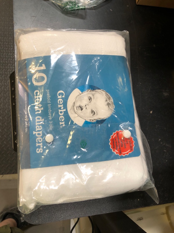 Photo 1 of Gerber Unisex Baby Boys Girls Birdseye Prefold Cloth Diapers Multipack White 3-Ply 10 Pack