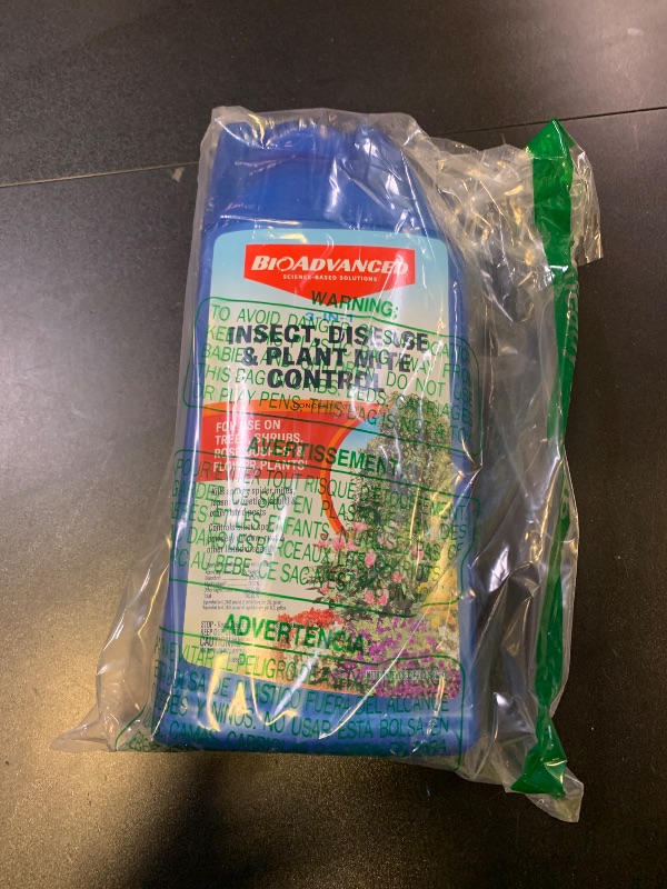 Photo 1 of BioAdvanced 3-in-1 Insect, Disease & Plant Mite Control, Concentrate II, 32 FOZ