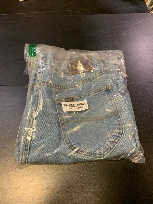 Photo 1 of Lee Men's Legendary Relaxed Fit 5-Pocket Denim Short, Light Stone, 30