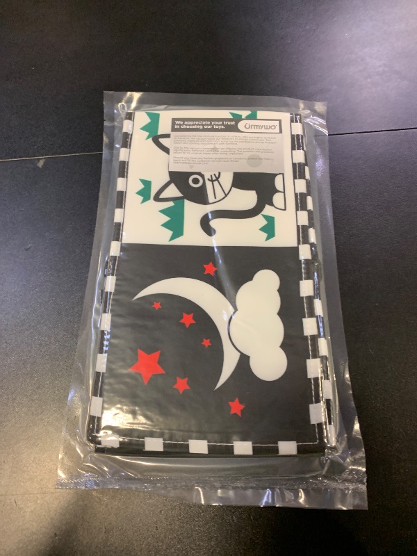 Photo 1 of URMYWO Black and White Baby Toys, Tummy Time High Contrast Newborn Toys 0-3 Months, Soft Baby Book, Visual Stimulation Montessori Sensory Infant Toys 0-6-12 Months, Shower Gift for Boys Girls