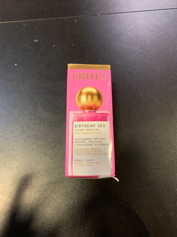 Photo 1 of Truly Beauty Birthday Sex Luxury Body Oil
