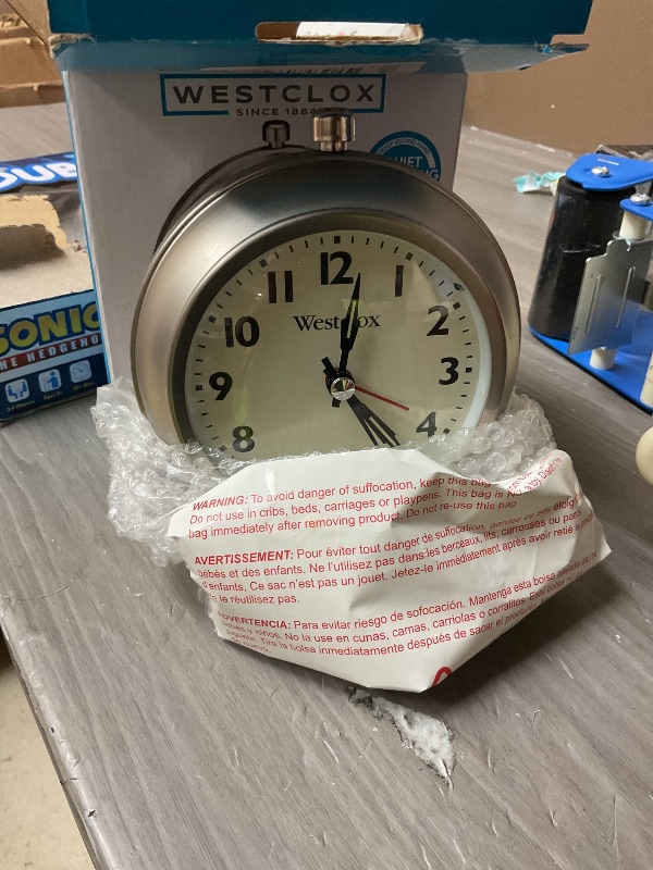 Photo 1 of Westclox Big Ben Classic Alarm Clock – Silver Finish, 4.75W x 5.5H Analog Display, Battery-Powered, Glass Lens, Easy-Read Numbers, Real-Bell Style Alarm, Vintage Look