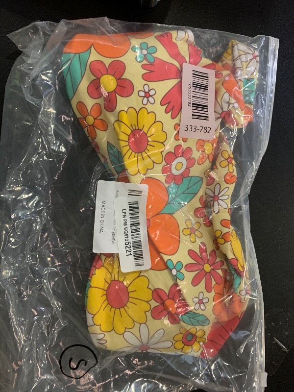 Photo 1 of Aoxjox Women's Workout Sports Bras Fitness Define Sculpt Racerback Bra Yoga Crop Tank (Flower Print, Small)