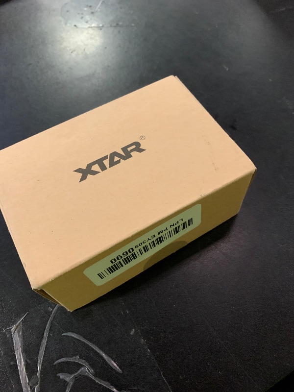 Photo 1 of aa Batteries with Charger XTAR 1.5V Lithium aa Battery 4150mWh with LC4 Battert Charger (LC4+4pcs 1.5V AA 4150mWh)