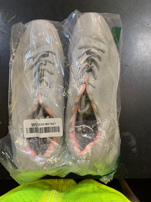 Photo 1 of ULTIANT Women Golf Shoes Spikeless Waterproof Golf Sport Sneakers Size5-9.5(Grey,42)