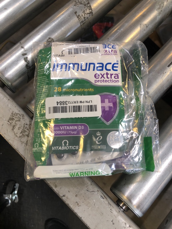 Photo 1 of Vitabiotics Immunace Extra Protection 30 Tablets