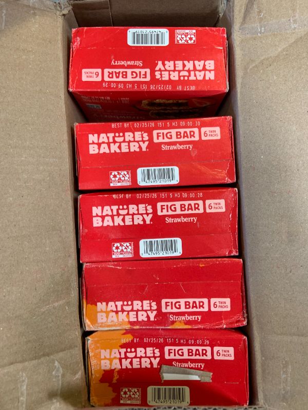 Photo 1 of Nature's Bakery Whole Wheat Fig Bars, Strawberry, Real Fruit, Vegan, Non-GMO, Snack bar, 6 boxes with 6 twin packs (36 twin packs)