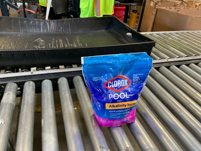 Photo 1 of Clorox® Pool&Spa™ Swimming Pool Alkalinity Increaser, Keeps pH Balanced, 5LB (Pack of 1)