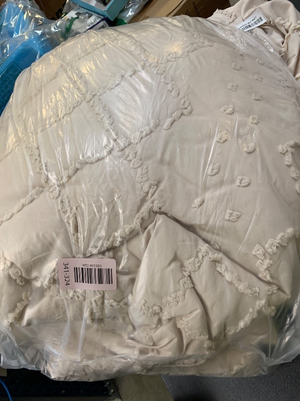 Photo 1 of Bedsure Twin XL Comforter Set - Beige Comforter, Boho Tufted Shabby Chic Bedding for Kids, 2 Pieces Vintage Farmhouse Bed Set for All Seasons, Fluffy Soft Bedding with 1 Pillow Sham