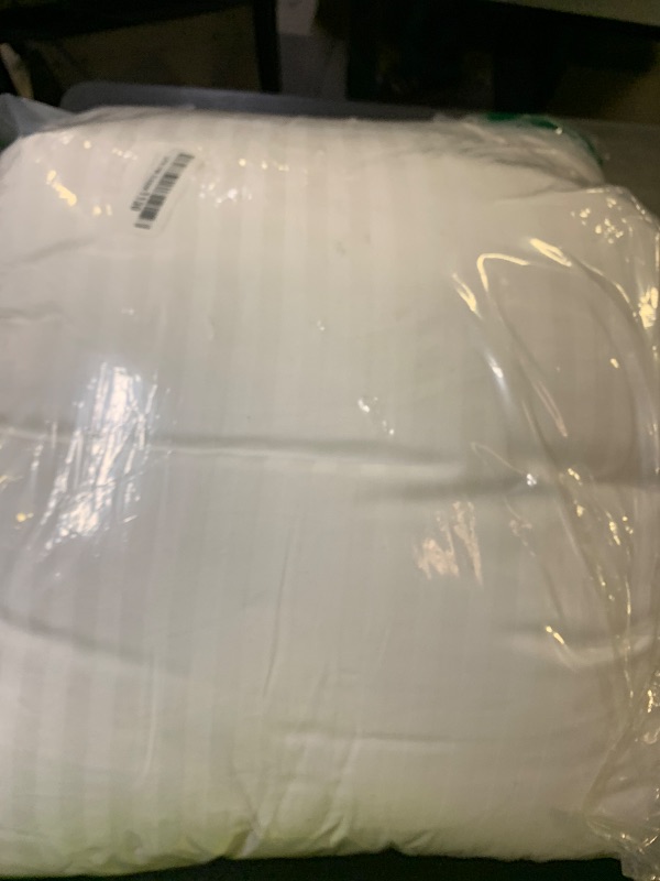 Photo 1 of Beckham Hotel Collection Bed Pillows Standard/Queen Size Set of 2 - Original Down Alternative Pillow for Sleeping - Bedding for Back, Stomach or Side Sleepers