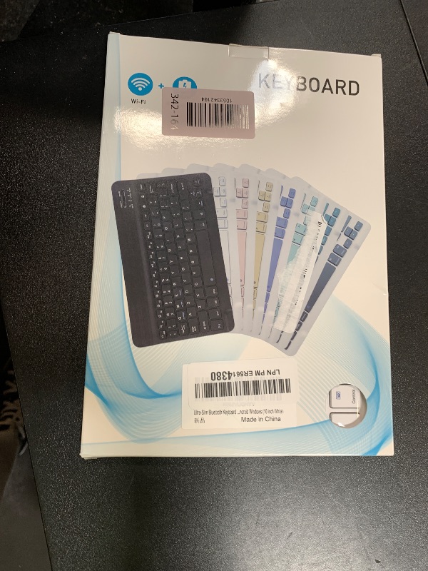 Photo 1 of Ultra-Slim Bluetooth Keyboard Portable Mini Wireless Keyboard Rechargeable for Apple iPad iPhone Samsung Tablet Phone Smartphone iPadOS iOS Android (10 inch White)