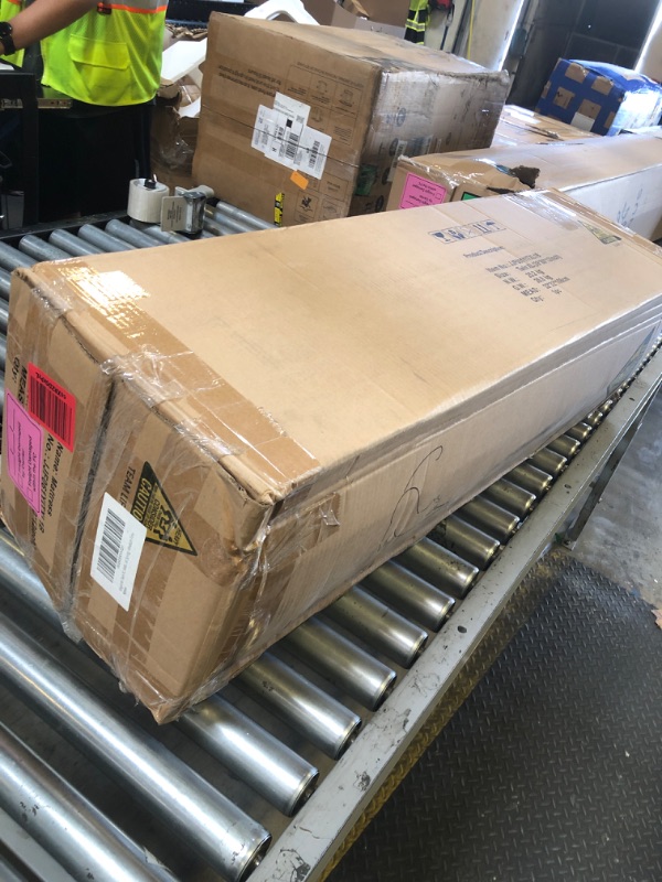 Photo 1 of Vesgantti Twin XL Mattress, 10 Inch Hybrid Mattress in a Box with Memory Foam & Pocket Spring, Ergonomic Design & Pressure Relief, Medium Firm Feel,39"*80"*10"
