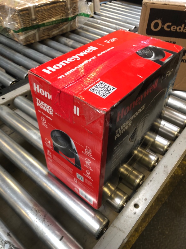 Photo 1 of Honeywell Turboforce Fan, Ht-900, 11 inch