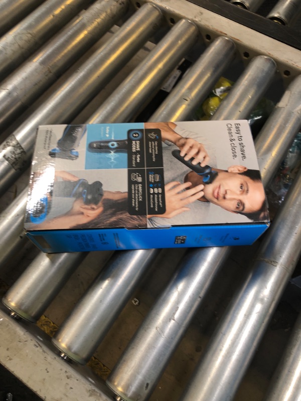 Photo 1 of Braun Electric Shaver for Men, Series 5 5118s, Waterproof, Wet & Dry Shave, Turbo Shaving Mode, Foil Shaver with Precision Trimmer, Battery Powered, 50 Minute Battery Runtime