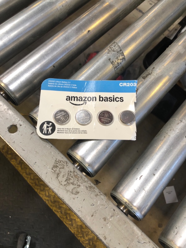 Photo 1 of Amazon Basics CR2032 Lithium Batteries, 4-Pack, Child-Proof Package, Non-Coated - AirTag Compatible