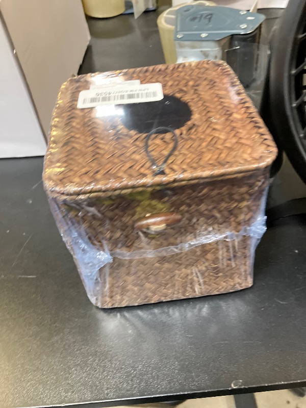 Photo 1 of Sumnacon Tissue Box Cover Square Seagrass Tissue Box with Lid, Woven Tissue Box Holder Rustic Cube Tissue Cover for Bathroom Toilet Bedroom Living Room Kitchen Table Desk Office Car, Coffee