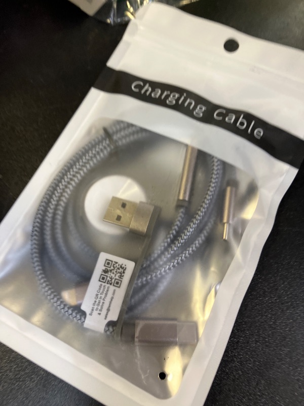 Photo 1 of Temdan for Travel Essentials,3 in 2 USB C Cable for Apple Watch Charger/iPhone 17 Charger/Lightning,Multi Charging Cable Cord,Vacation Camping Essentials,Portable Designed for iWatch &iPhone 16-12-4FT