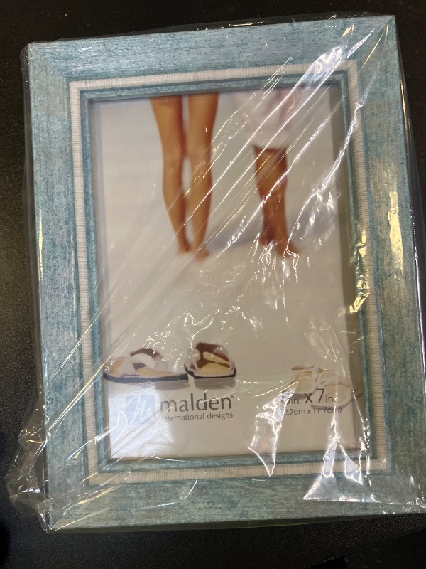 Photo 1 of Malden 5X7 COASTAL BLUE W/WHITE