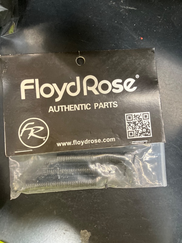 Photo 1 of Floyd Rose Noiseless Tremolo Springs Green Electric Guitar Bridge (FRTSNGNP)