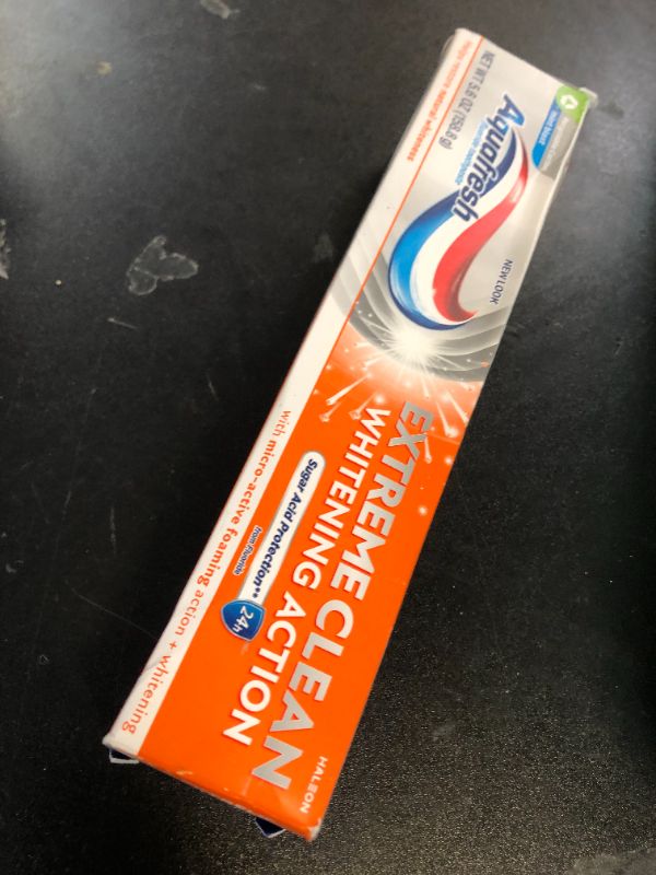Photo 1 of Aquafresh Extreme Clean Whitening Action Fluoride Toothpaste for Cavity Protection, Sugar Acid Protection, Mint Blast, 5.6 oz