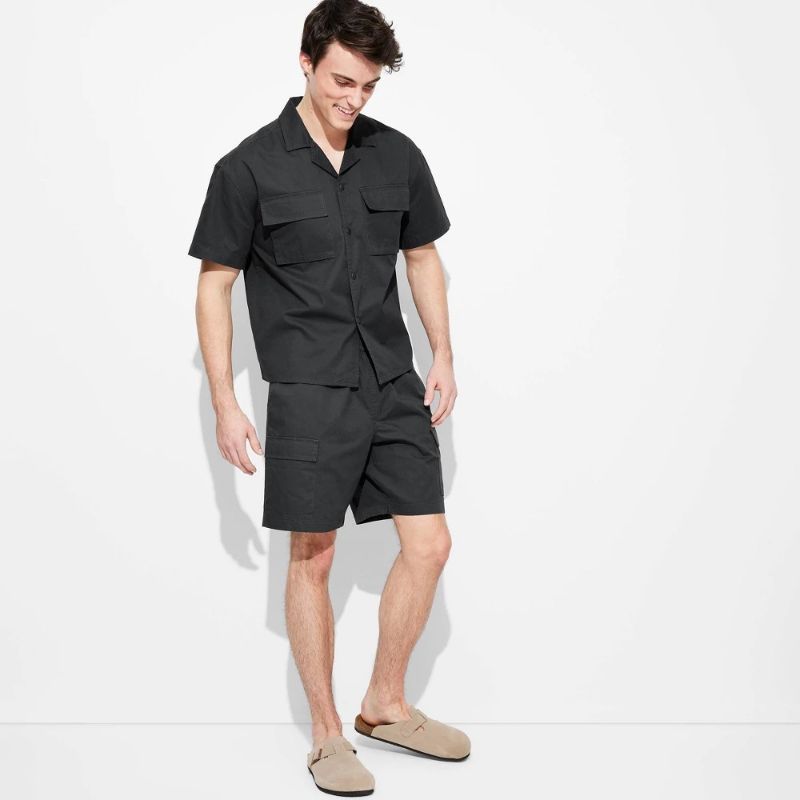 Photo 1 of (M) Men's 8" Utility Cargo Shorts - Original Use™ Black M: Cotton Blend, Midweight, Woven, Front Drawstring, Machine Washable
