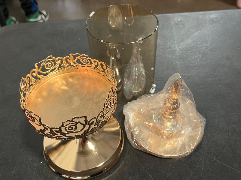 Photo 1 of Crystal Candy Jar European Style Crystal Glass Storage Jar Cookie Tins with Lids Sugar Bowl for Coffee Table Kitchen Countertop
